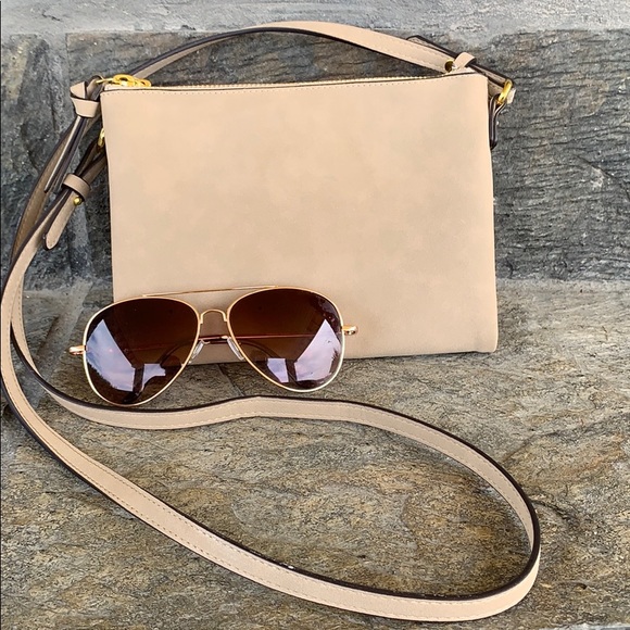 Light brown side purse - Picture 1 of 5